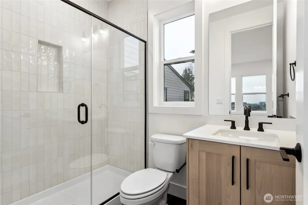 13806 SE 85th Street Newcastle WA 98059