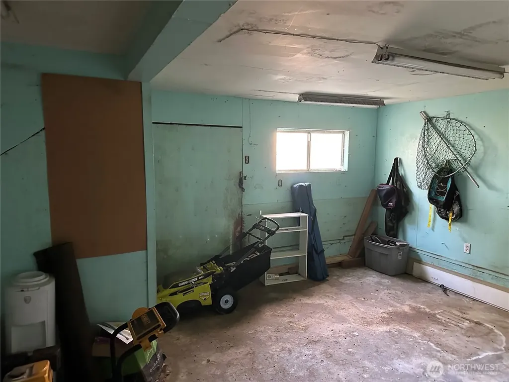 206 W Cushing Aberdeen WA 98520