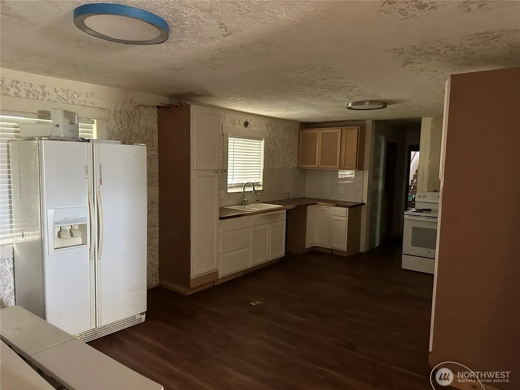 206 W Cushing Aberdeen WA 98520