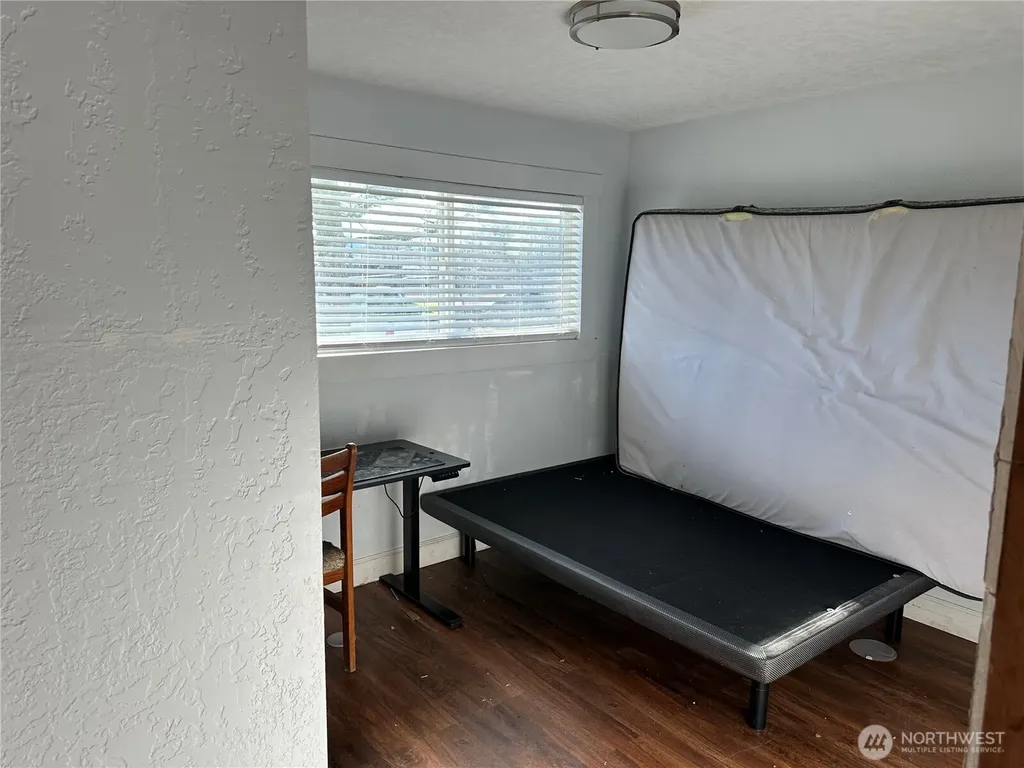 206 W Cushing Aberdeen WA 98520