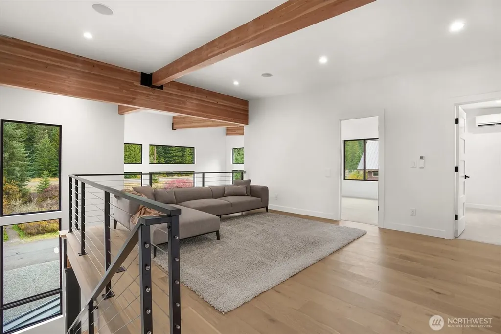 811 E Hyak Drive Snoqualmie Pass WA 98068