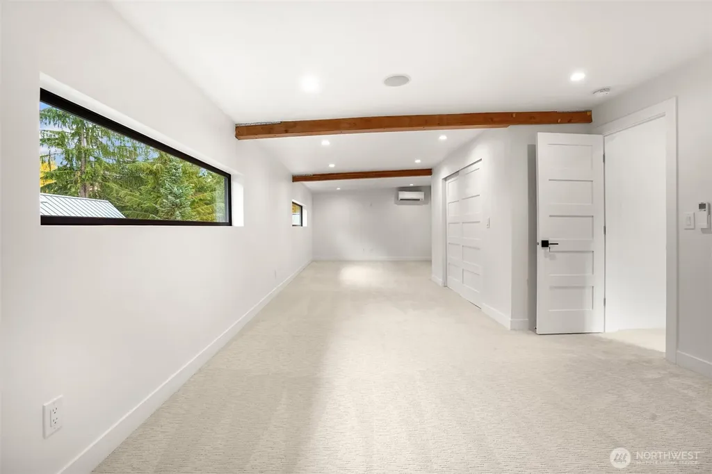 811 E Hyak Drive Snoqualmie Pass WA 98068