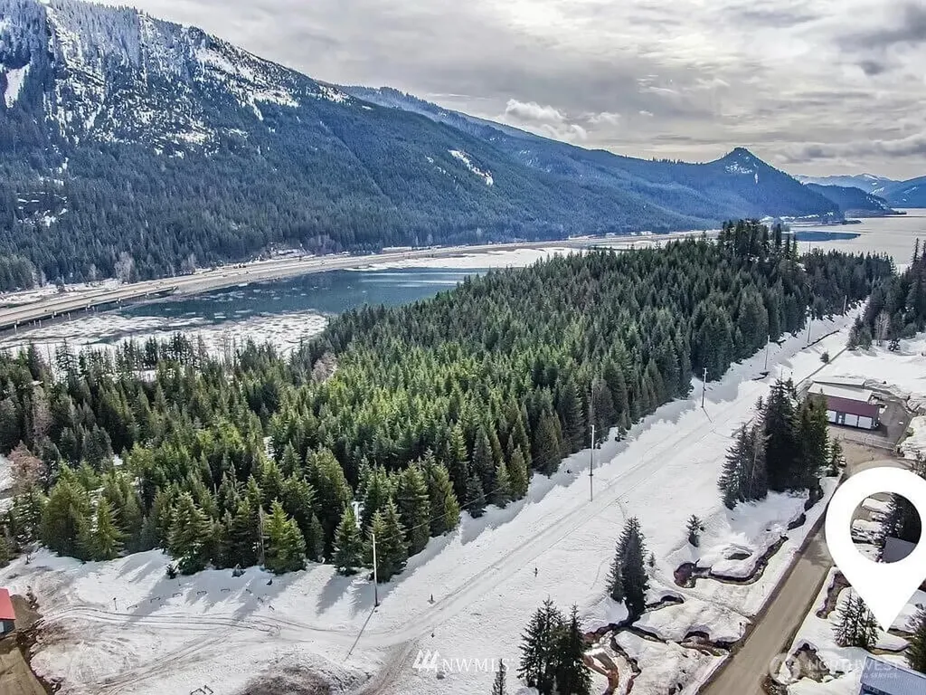 811 E Hyak Drive Snoqualmie Pass WA 98068