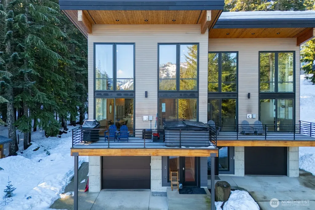 340 Snoqualmie Drive Snoqualmie Pass WA 98068