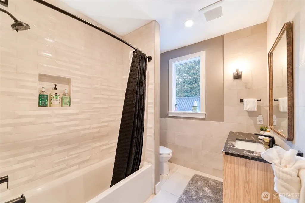 340 Snoqualmie Drive Snoqualmie Pass WA 98068