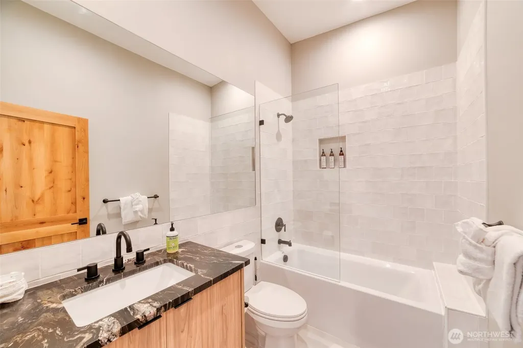 340 Snoqualmie Drive Snoqualmie Pass WA 98068