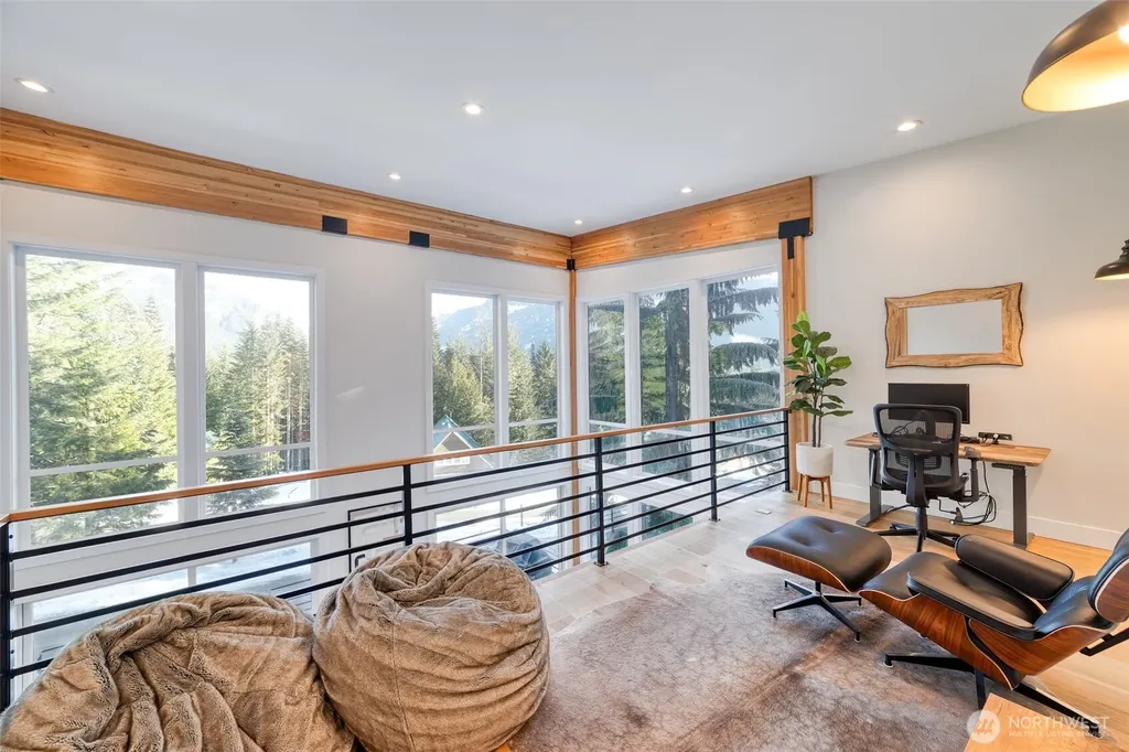 340 Snoqualmie Drive Snoqualmie Pass WA 98068