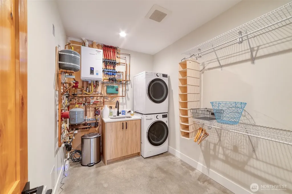 340 Snoqualmie Drive Snoqualmie Pass WA 98068