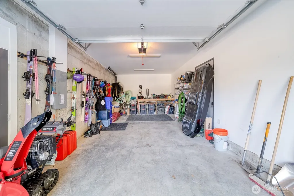 340 Snoqualmie Drive Snoqualmie Pass WA 98068