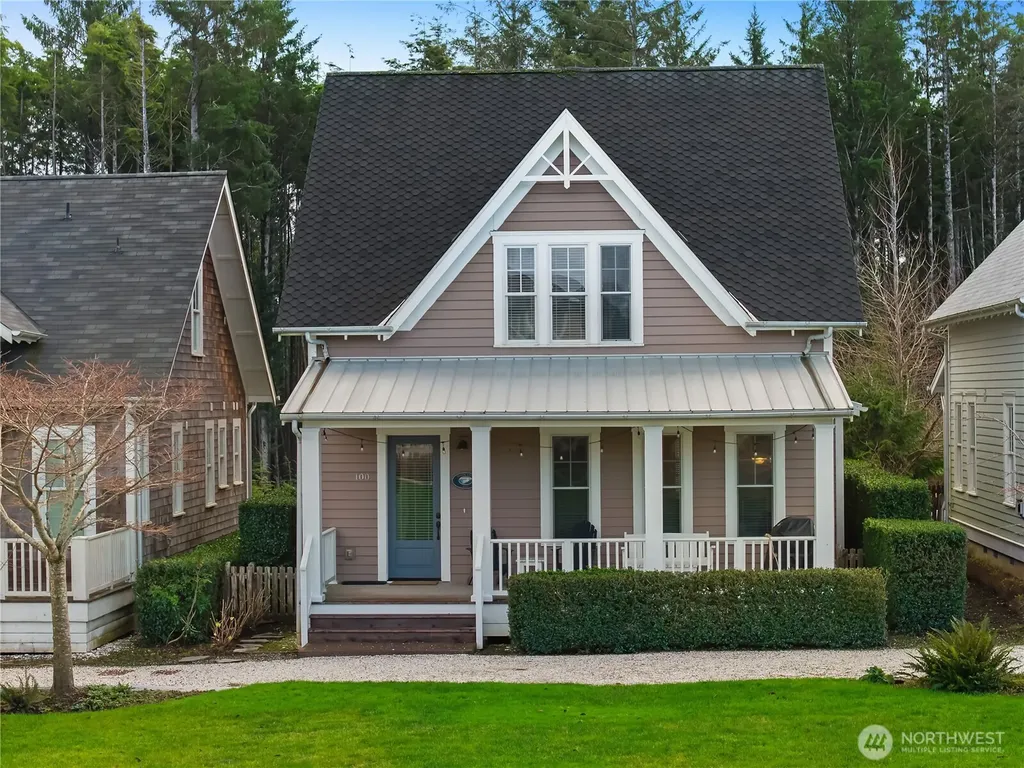 100 Horseshoe Lane Pacific Beach WA 98571