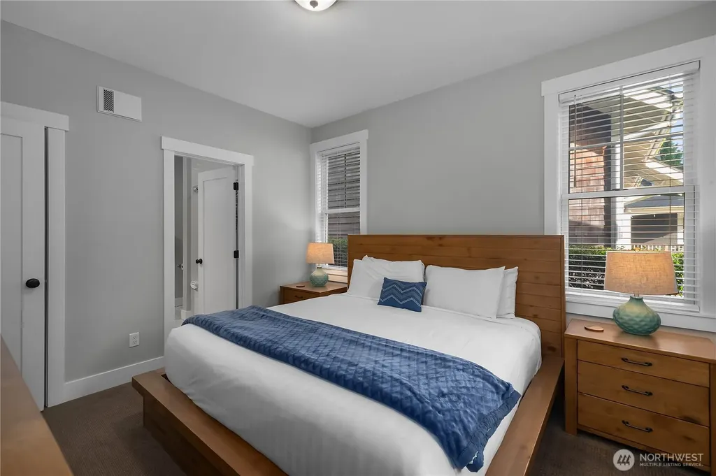 100 Horseshoe Lane Pacific Beach WA 98571