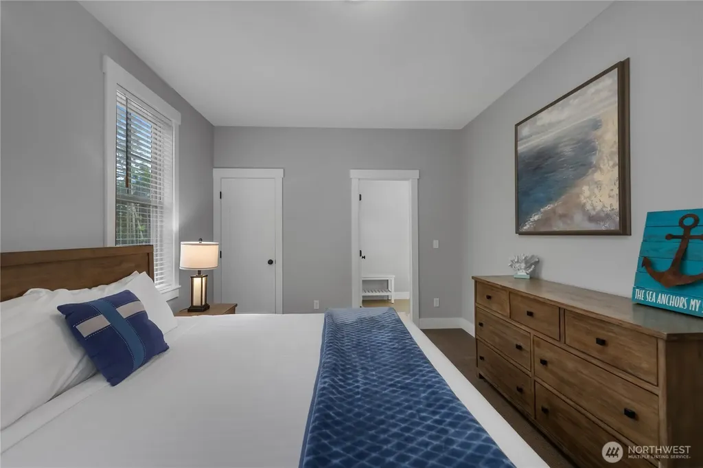 100 Horseshoe Lane Pacific Beach WA 98571
