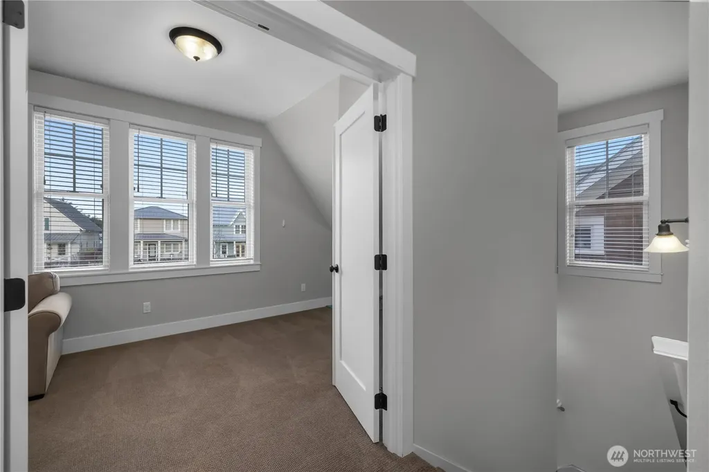 100 Horseshoe Lane Pacific Beach WA 98571