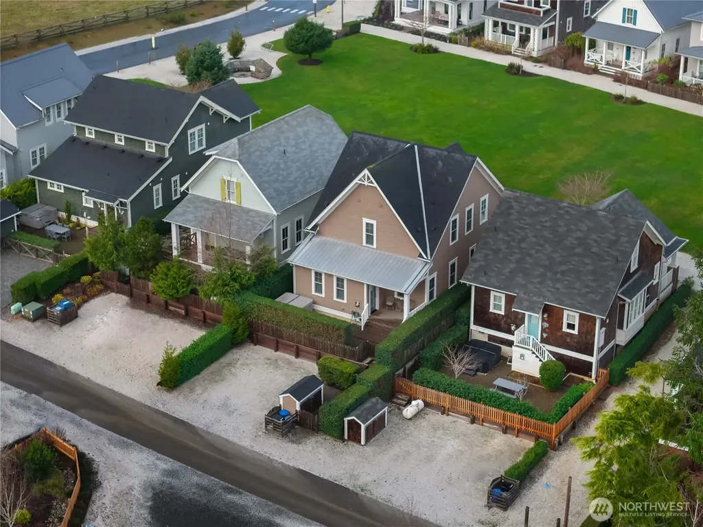 100 Horseshoe Lane Pacific Beach WA 98571