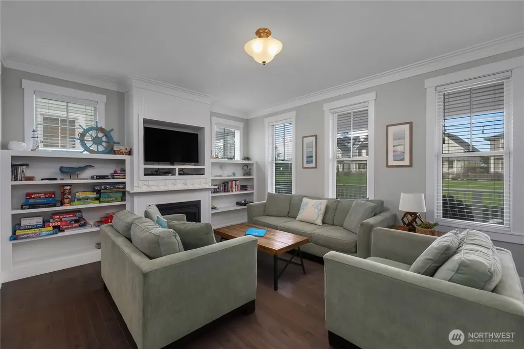 100 Horseshoe Lane Pacific Beach WA 98571