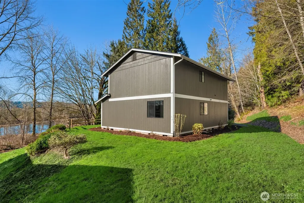 10304 296th Avenue NE Carnation WA 98014