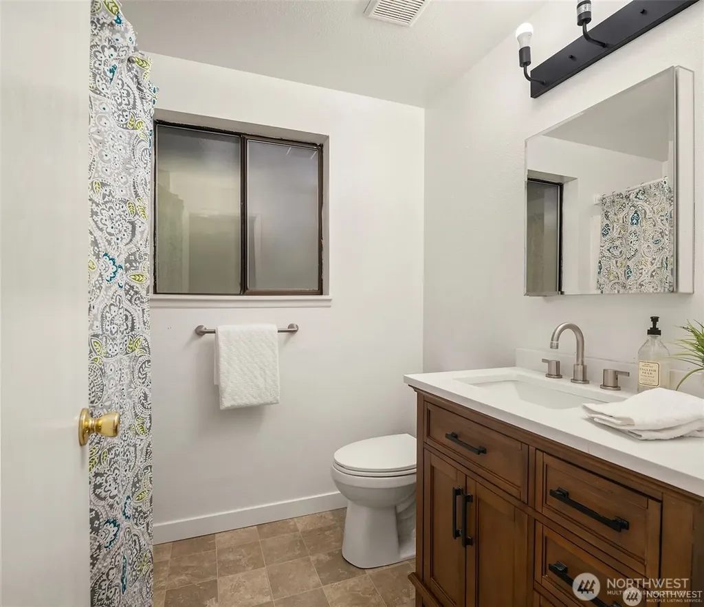 10304 296th Avenue NE Carnation WA 98014