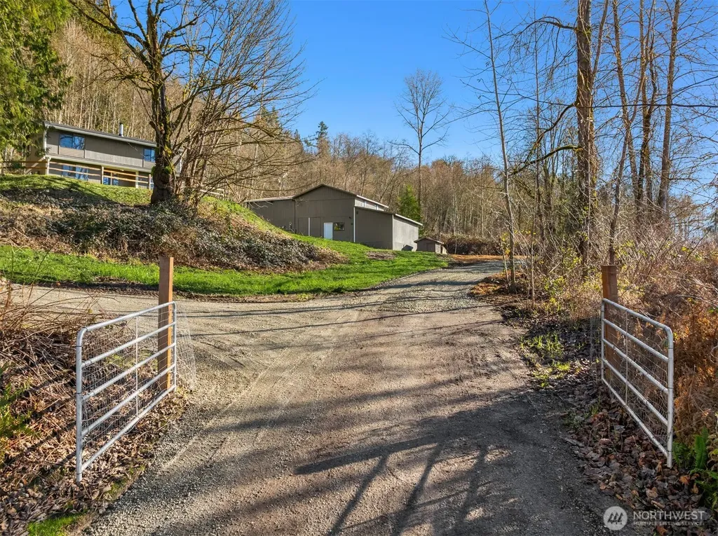 10304 296th Avenue NE Carnation WA 98014