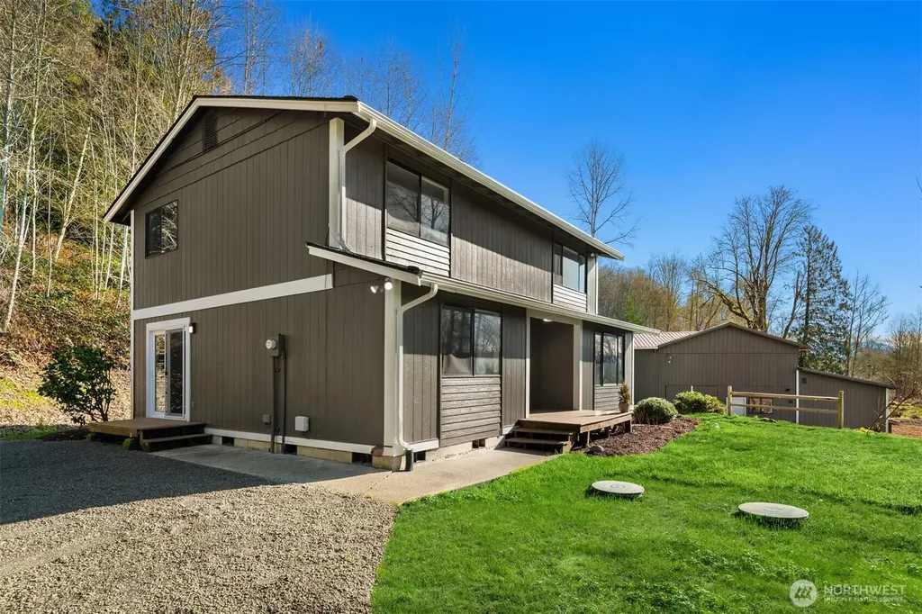 10304 296th Avenue NE Carnation WA 98014