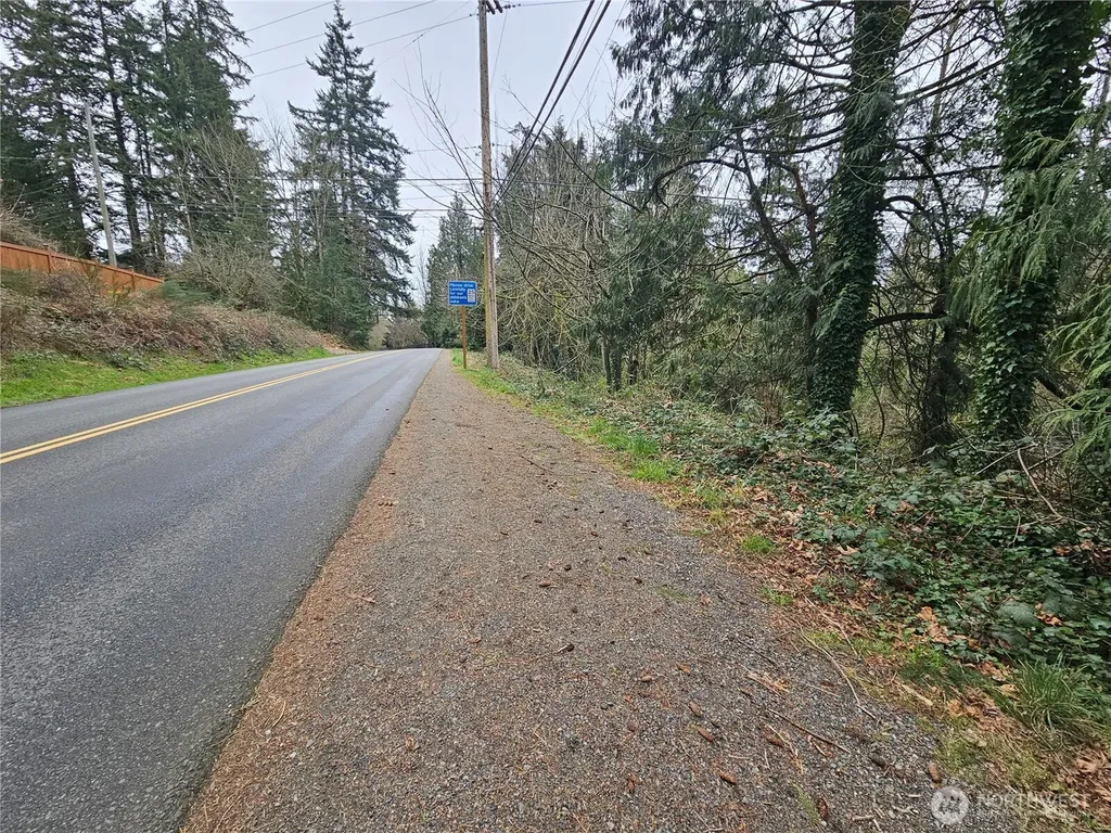 194 Xx Forest Park Drive NE Lake Forest Park WA 98155