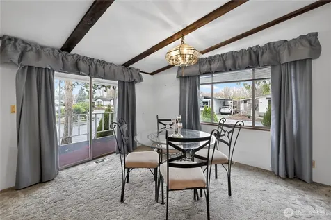 2725 E Fir St Unit 105 Mount Vernon WA 98273
