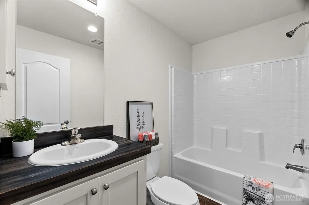 6748 Fir Tree Road SE Olympia WA 98513