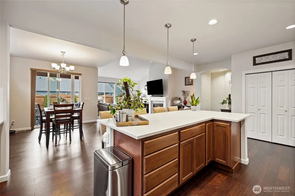 736 Mandee Street SE Lacey WA 98513