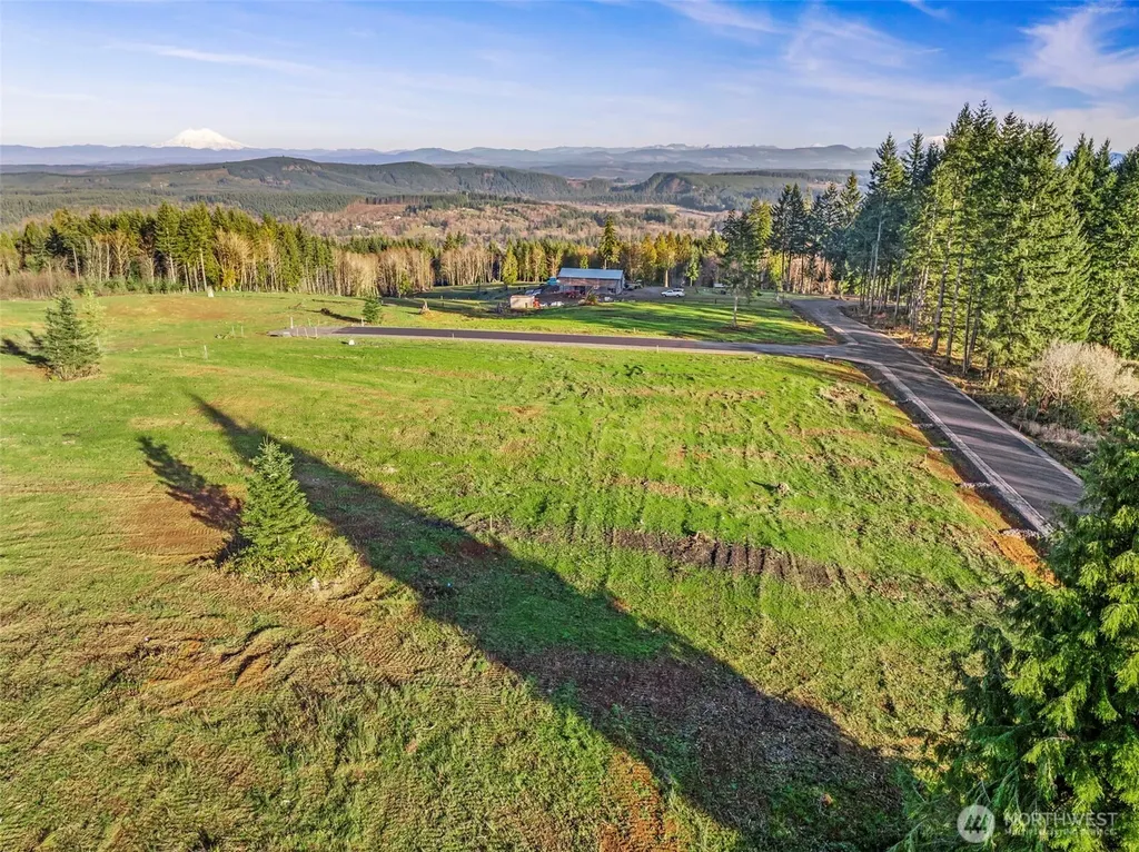216 Suncrest Drive Castle Rock WA 98611