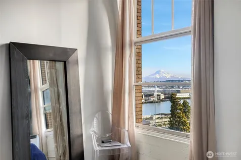 1120 Cliff Avenue Tacoma WA 98402