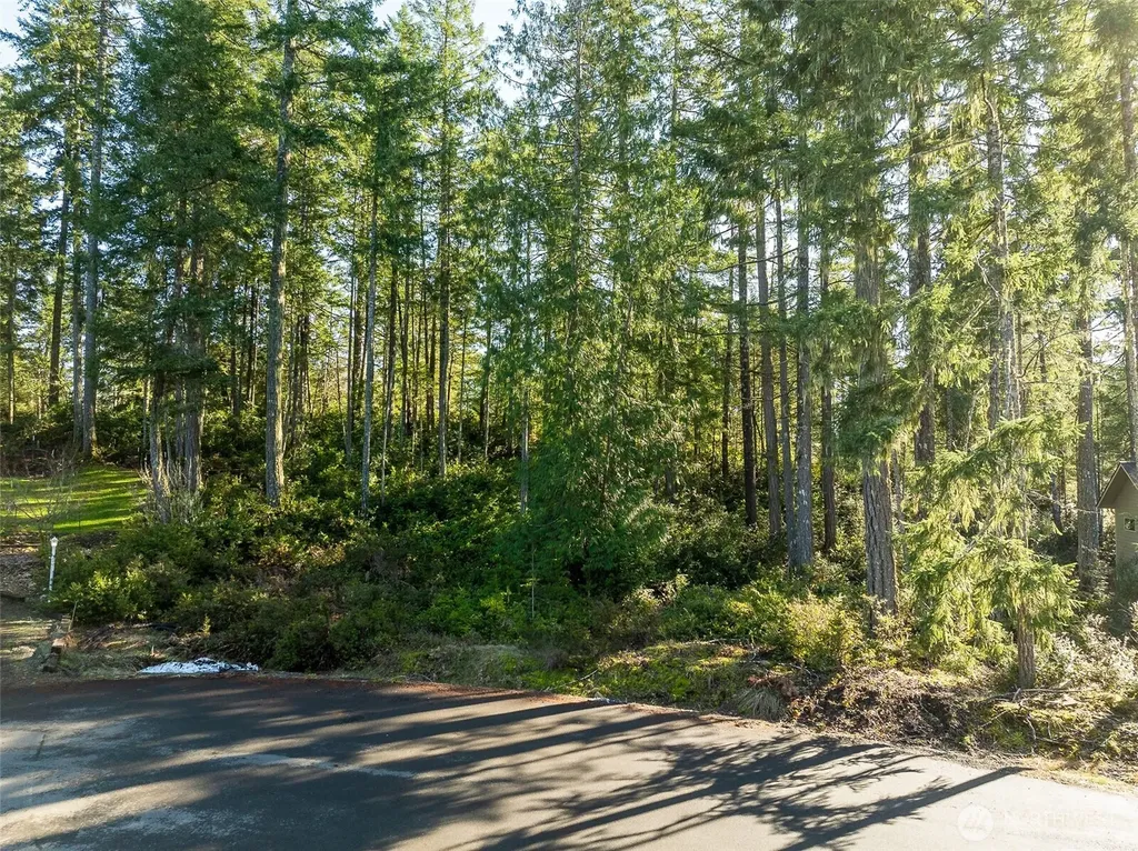 140 E Westwood Lane E Union WA 98592