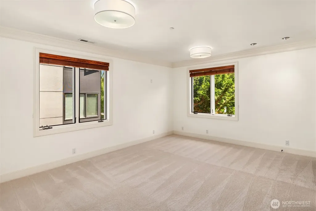 10132 NE 59th Street Kirkland WA 98033
