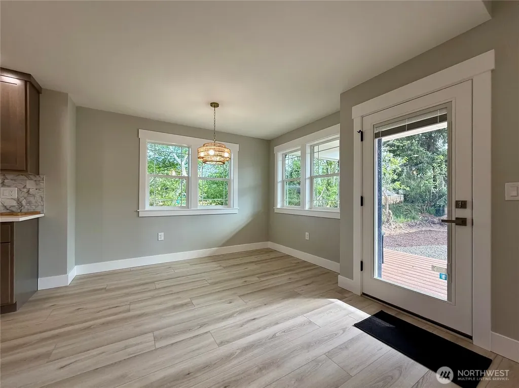 684 Lake Island Avenue SE Ocean Shores WA 98569