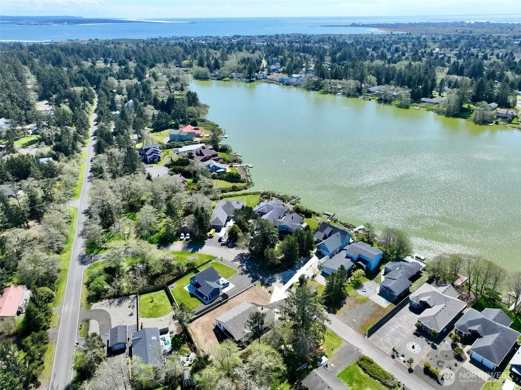 684 Lake Island Avenue SE Ocean Shores WA 98569