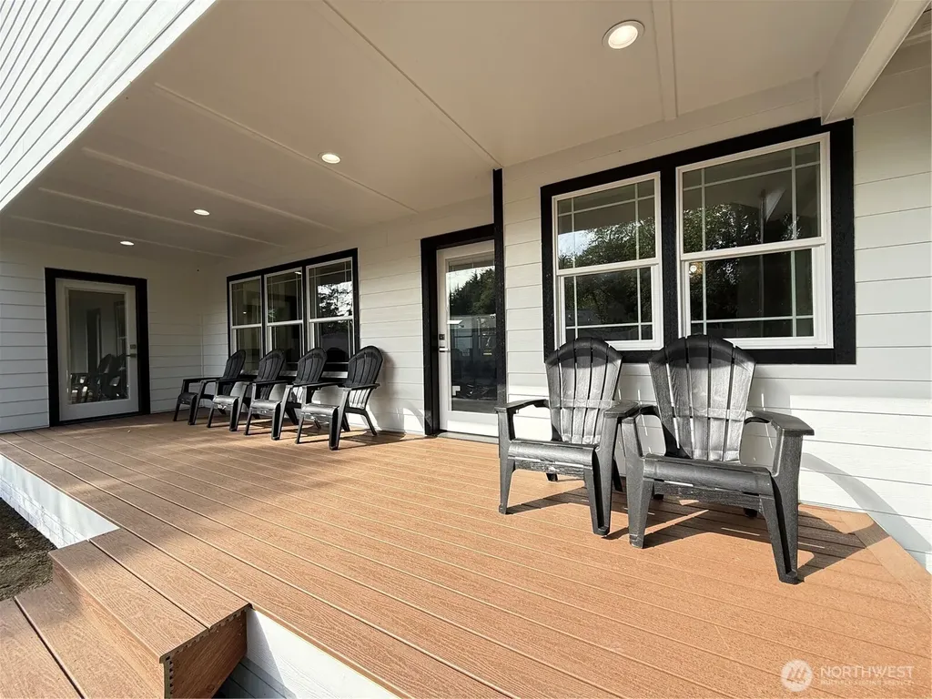 684 Lake Island Avenue SE Ocean Shores WA 98569