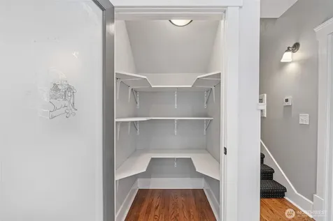 9510 9th Avenue NW Seattle WA 98117