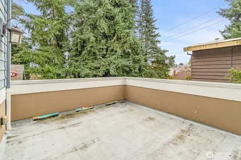 9510 9th Avenue NW Seattle WA 98117