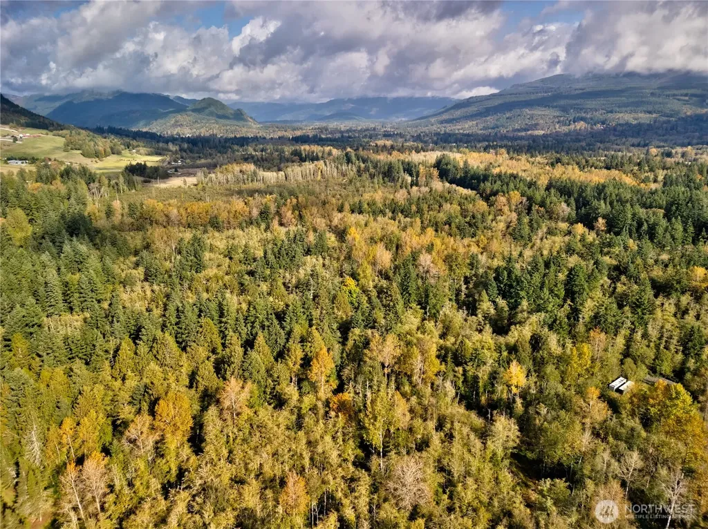 18269 Bow Lake Lane Bow WA 98232