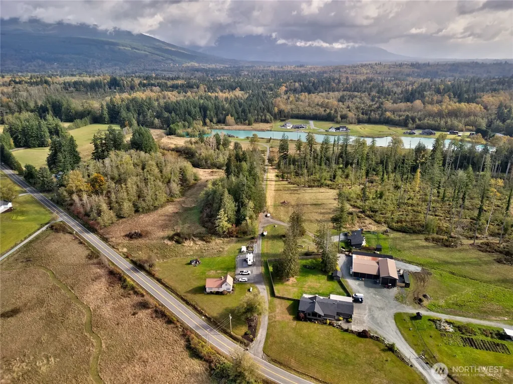 18269 Bow Lake Lane Bow WA 98232