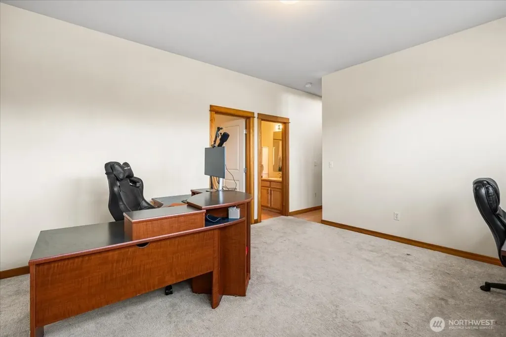 9723 Phillips Road SE Port Orchard WA 98367