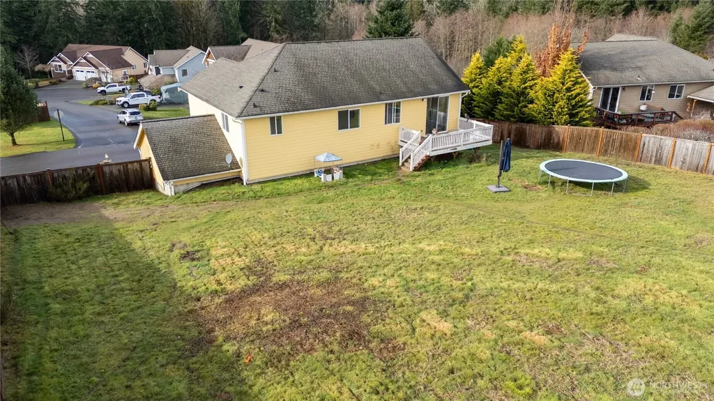 9723 Phillips Road SE Port Orchard WA 98367