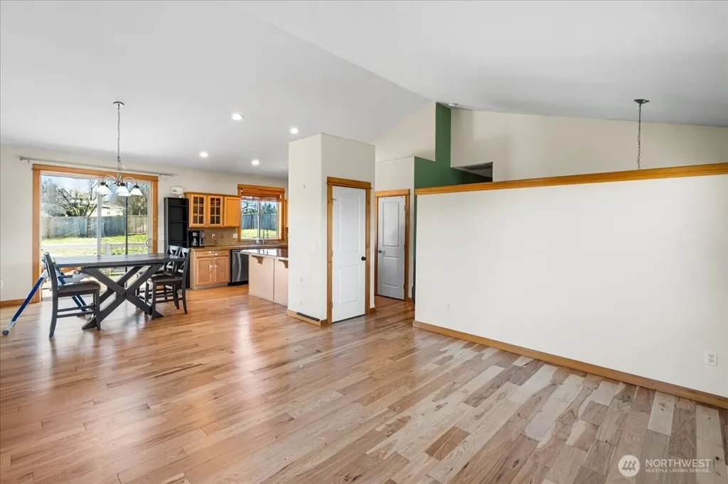 9723 Phillips Road SE Port Orchard WA 98367