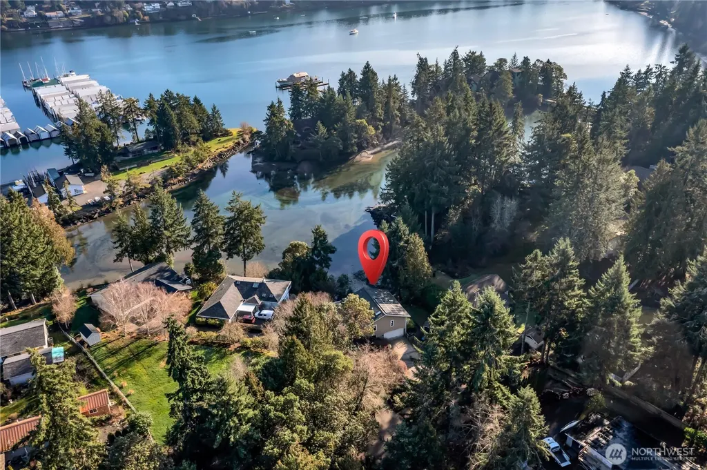 2604 Vincent Way NW Bremerton WA 98312