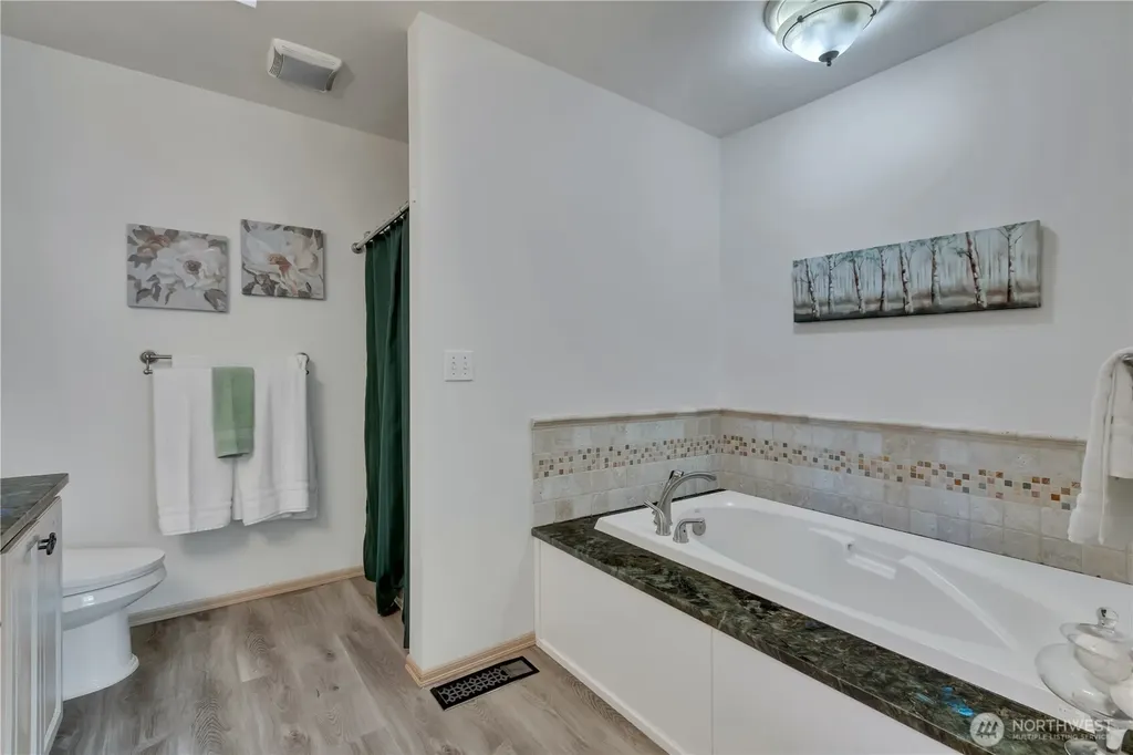 2604 Vincent Way NW Bremerton WA 98312