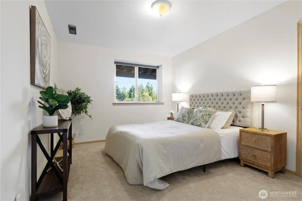 2604 Vincent Way NW Bremerton WA 98312