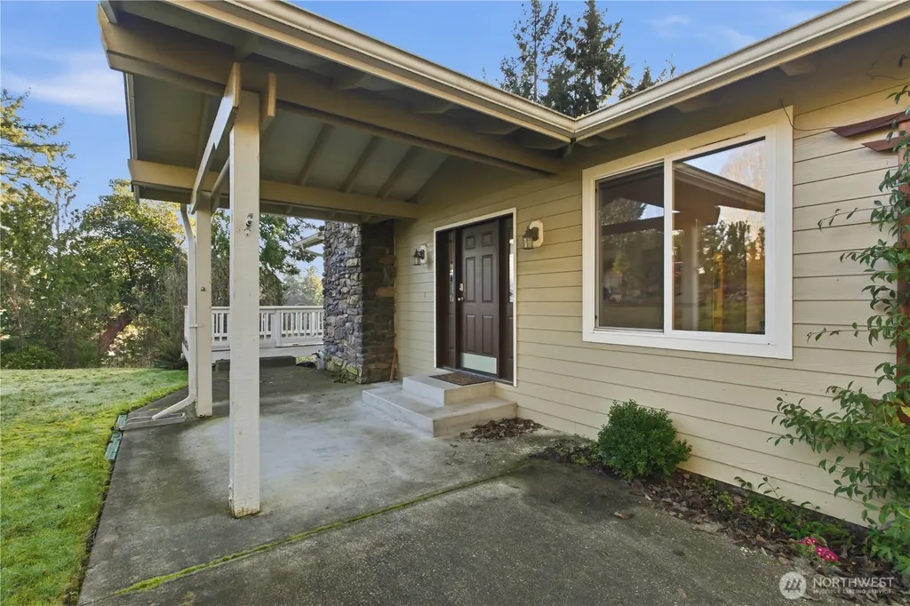 2604 Vincent Way NW Bremerton WA 98312