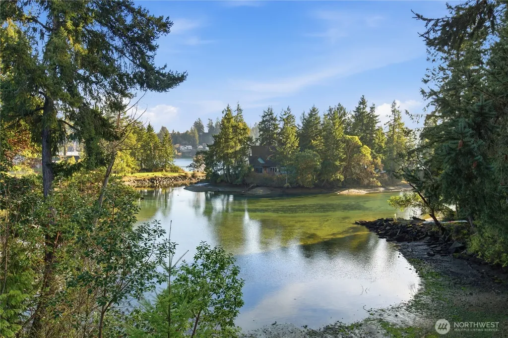 2604 Vincent Way NW Bremerton WA 98312