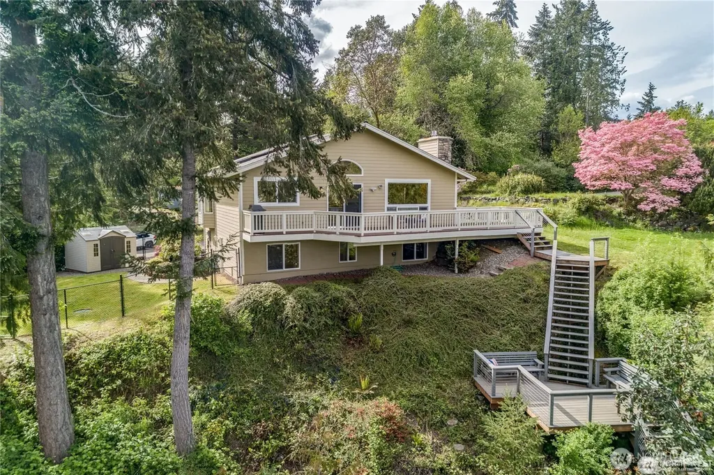 2604 Vincent Way NW Bremerton WA 98312