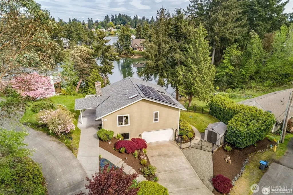 2604 Vincent Way NW Bremerton WA 98312