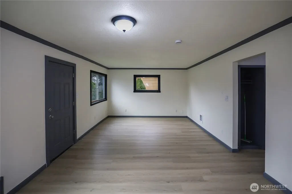 915 Soule Avenue Hoquiam WA 98550