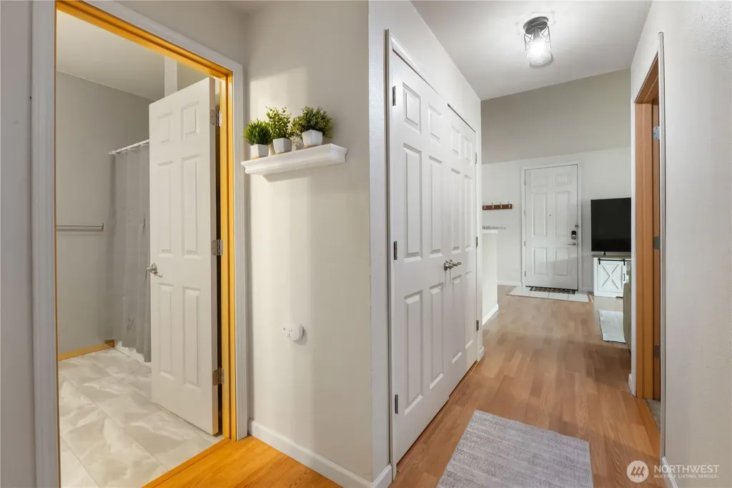 10011 186th Street E Puyallup WA 98375
